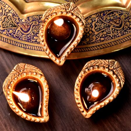 Brass Mango Shaped Diwali Gifting Diya Pack of 3